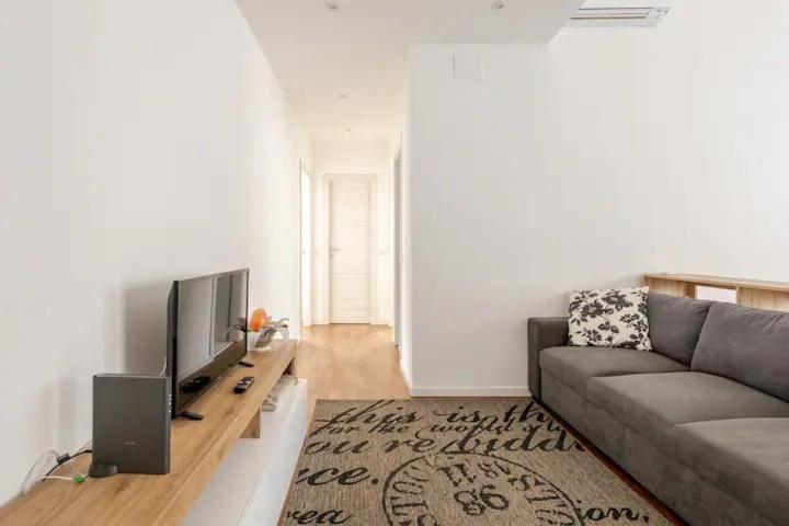 Like At - Close To Metro, Stadio San Siro, Duomo, Con Parcheggio Privato Apartamento